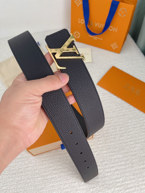 l0*is V*t0n belt