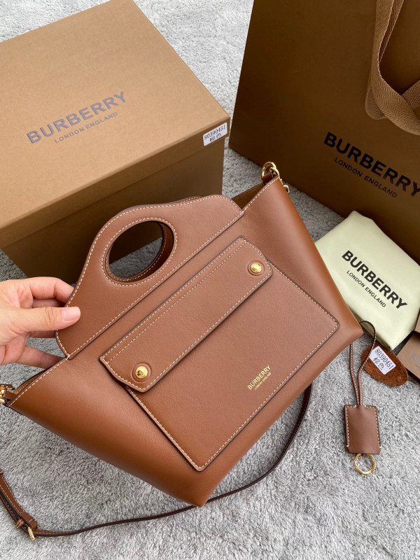 B**rry pocket tote