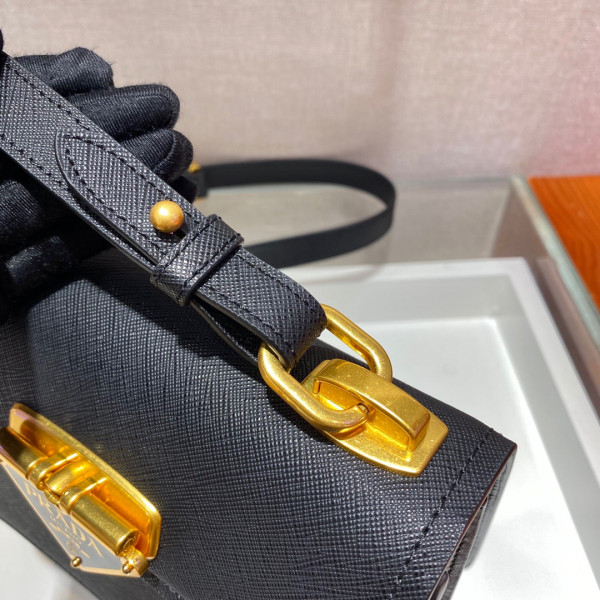 Pra*a symbole bag