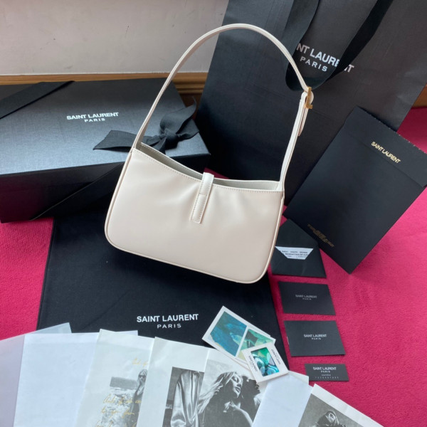 Y*L le 5 À 7 hobo bag