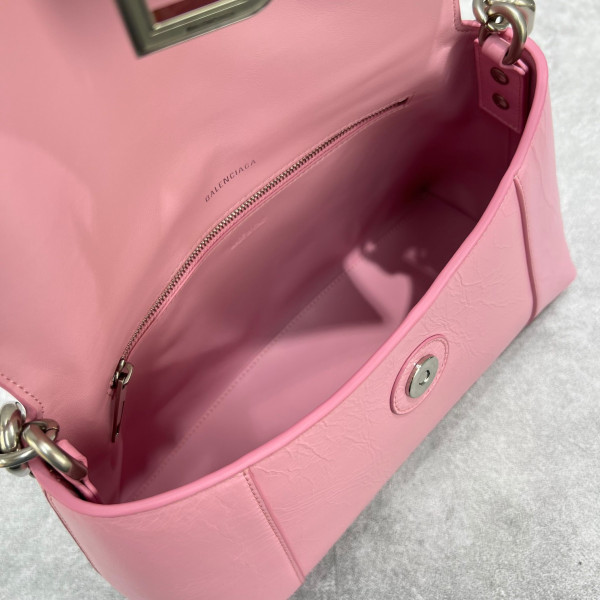 Ba*len*cia*ga downtown small shoulder bag with chain