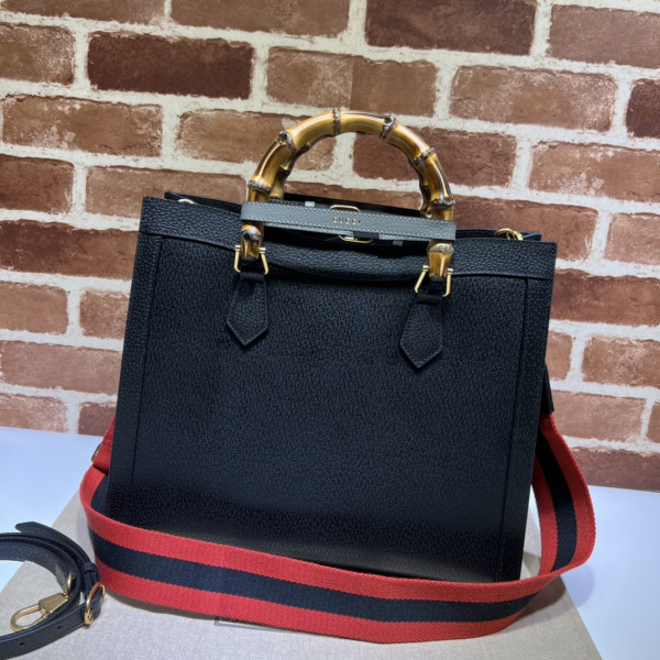 G*u*i diana medium tote bag