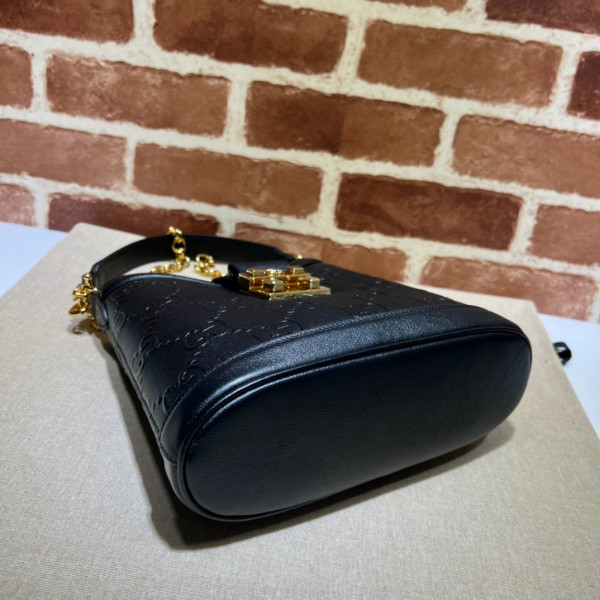 G*u*i small gg shoulder bag