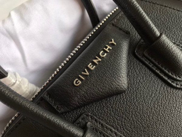 GIENVCHY ANTIGONA MINI/SMALL/MEDIUM IN GRAINED LEATHER