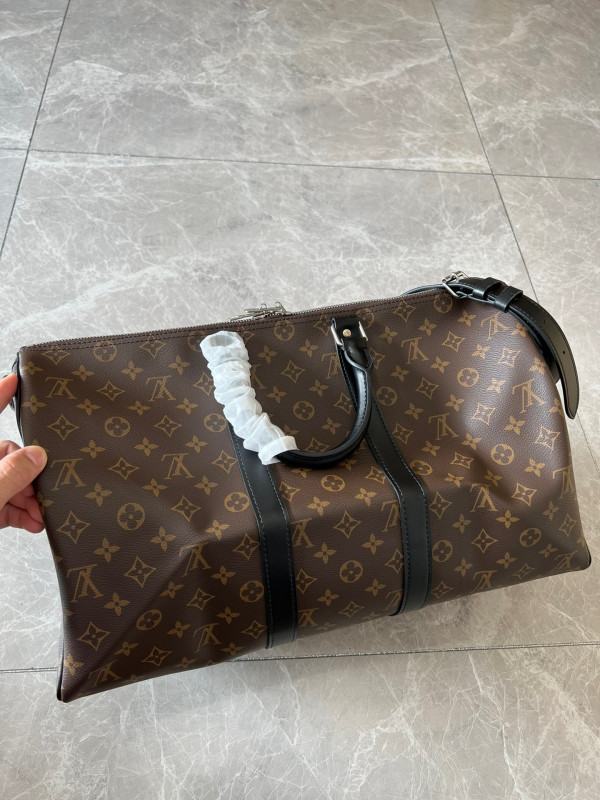 l0*is V*t0n keepall 45