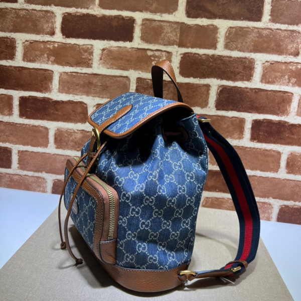G*u*i backpack with interlocking g