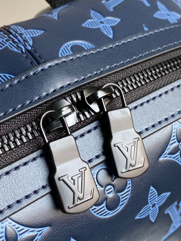 l0*is V*t0n sprinter backpack