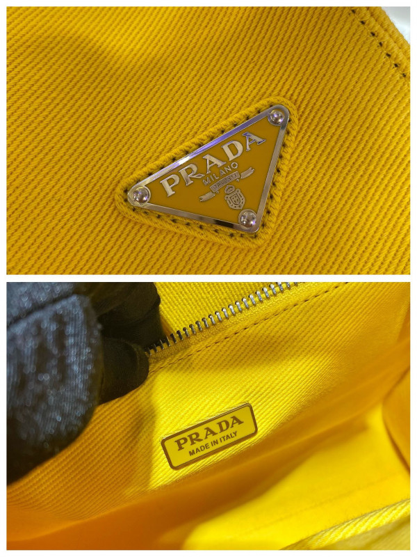 Pra*a tote bag