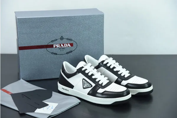 Pra*a  sneakers