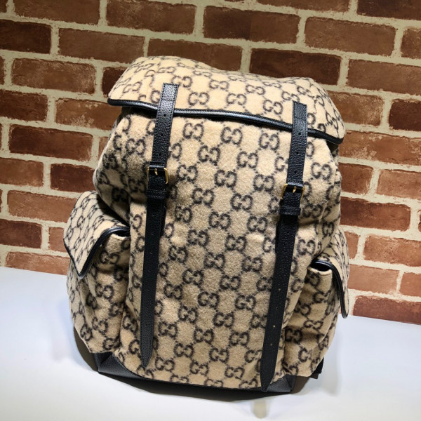 G*u*i backpack