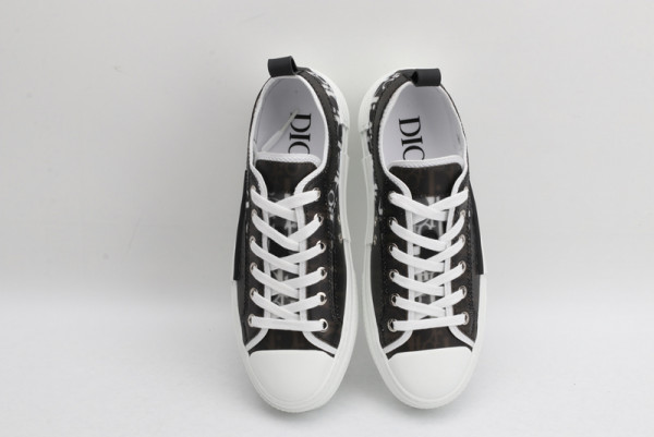 DIRO B23 OBLIQUE LOW TOP SNEAKER