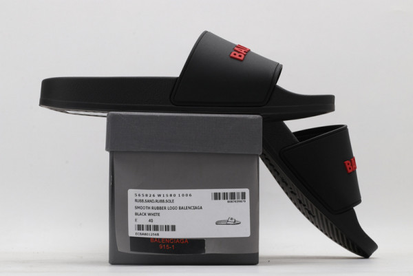 Ba*len*cia*ga pool slide sandal