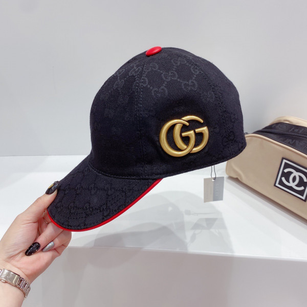 G*u*i hat