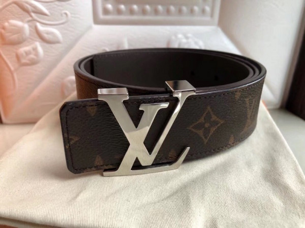 l0*is V*t0n belt
