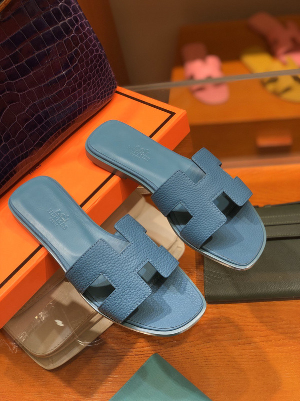 H**mes sandal