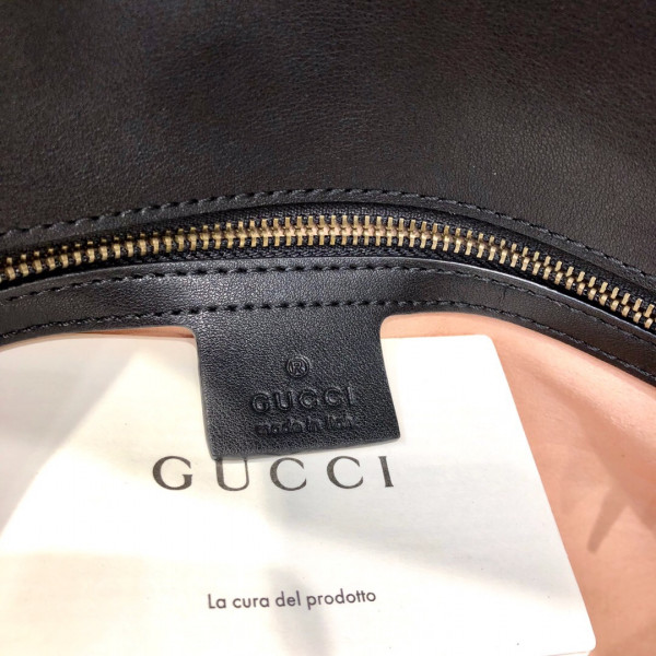G*u*i gg marmont 31cm