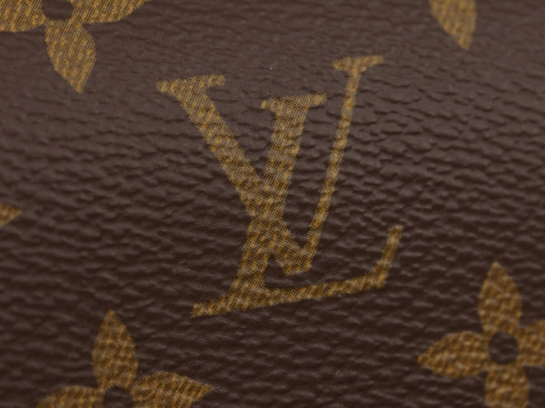 l0*is V*t0n marceau