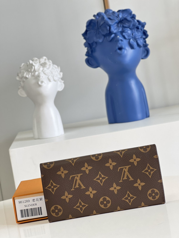 l0*is V*t0n emilie wallet