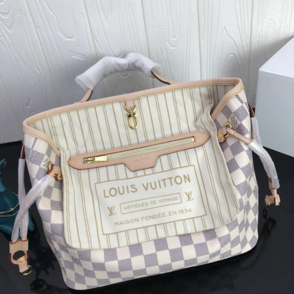 l0*is V*t0n neverfull pm