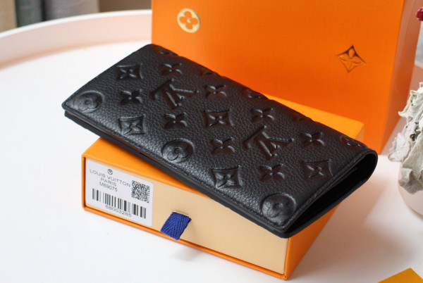 l0*is V*t0n brazza wallet
