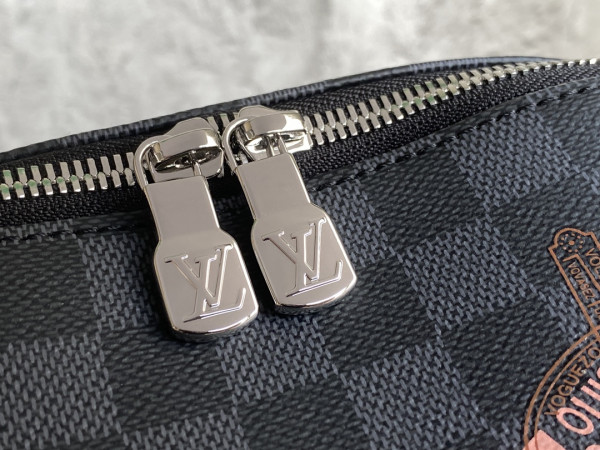 l0*is V*t0n discovery backpack