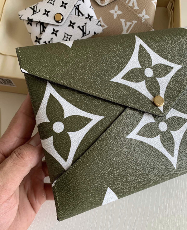 l0*is V*t0n pochette kirigami