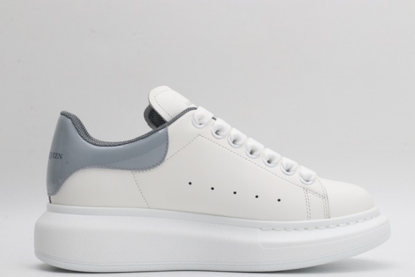 ale*d*r M*Q*en oversized sneaker