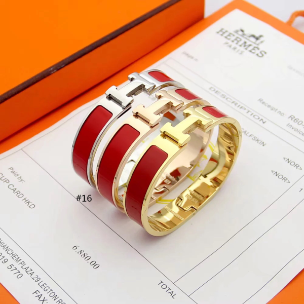 H**mes bracelet