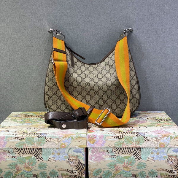 G*u*i attache large shoulder bag