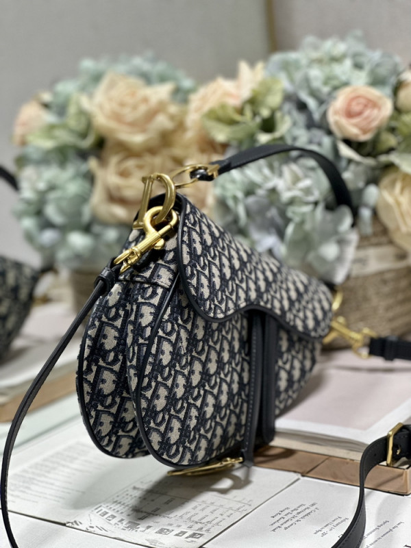 Diro Saddle Bag