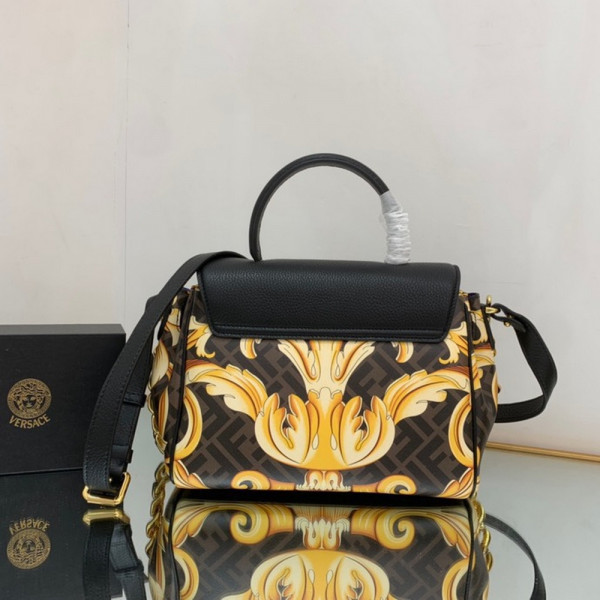 F**di x versace la medusa