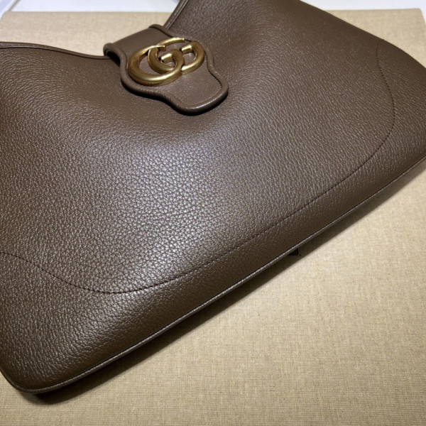 G*u*i aphrodite medium shoulder bag