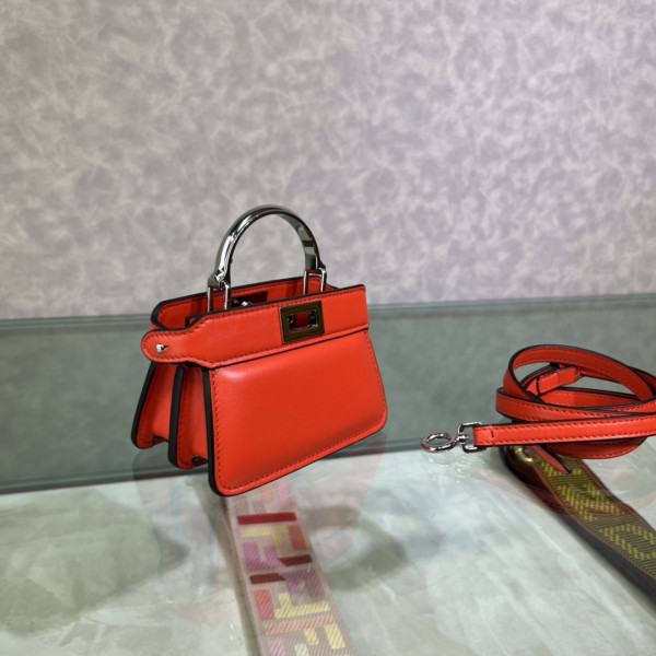 F**di nano peekaboo maxi handle