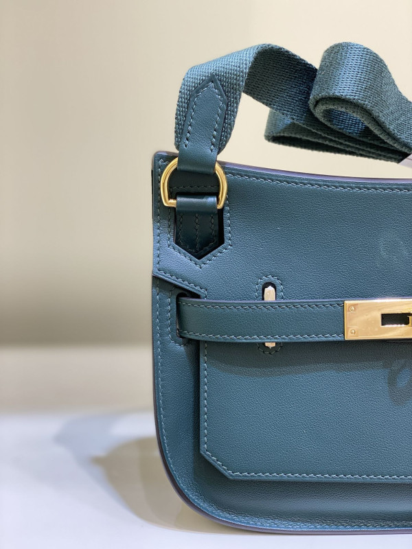 H**mes jypsiere mini bag in swift leather gris meyer