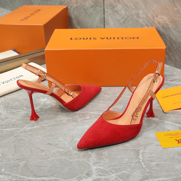 l0*is V*t0n heels
