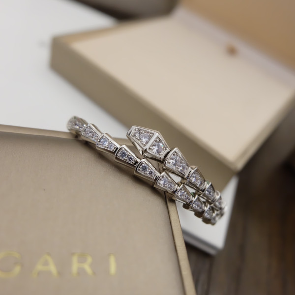 B*l*ai bracelet