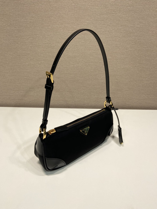 Pra*a re-edition bag-23.5*10*5cm