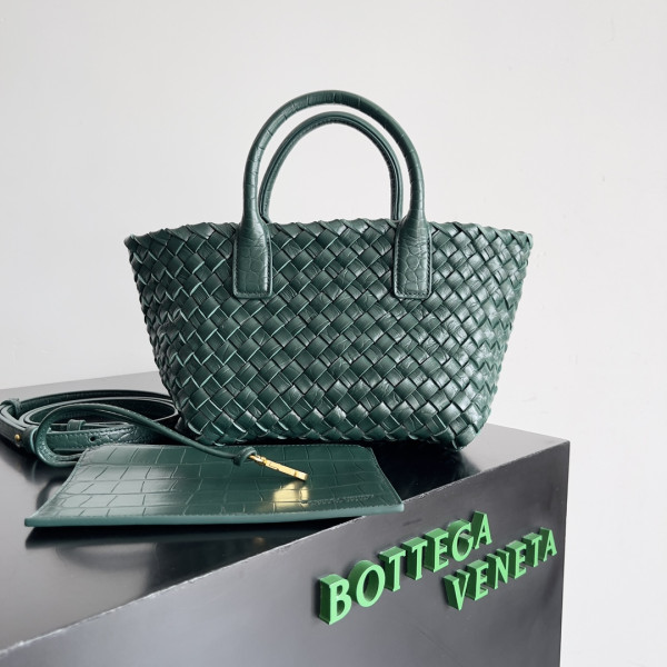 bo*te*ga Ve*ne*ta mini cabat-22*6.5*15.5cm