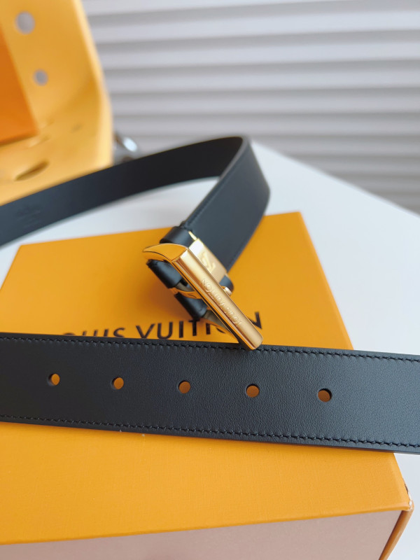 l0*is V*t0n belt