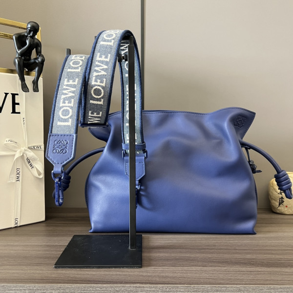 Lowee Flamenco clutch- 24.5*30*10.5cm