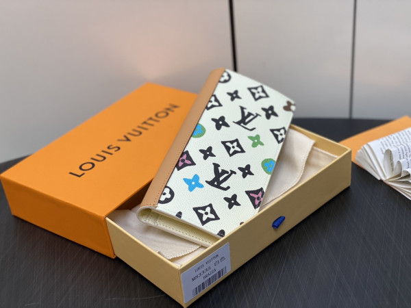 l0*is V*t0n brazza wallet-10*19*2cm
