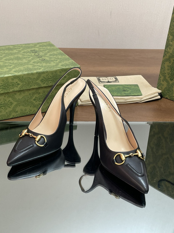 G*u*i heels-10.5cm