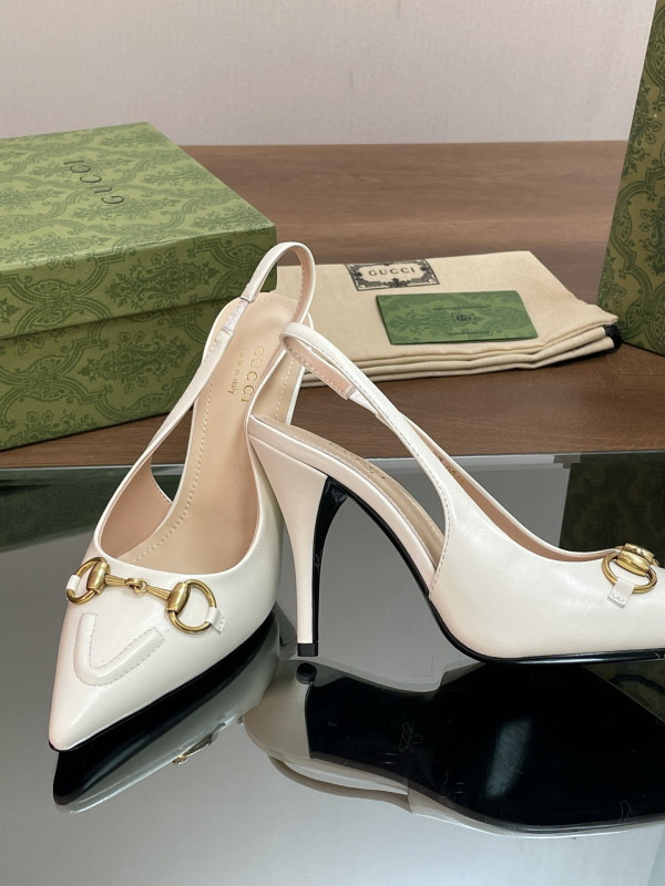 G*u*i heels-10.5cm