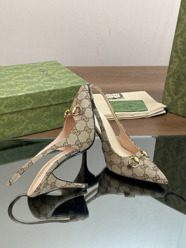 G*u*i heels-10.5cm