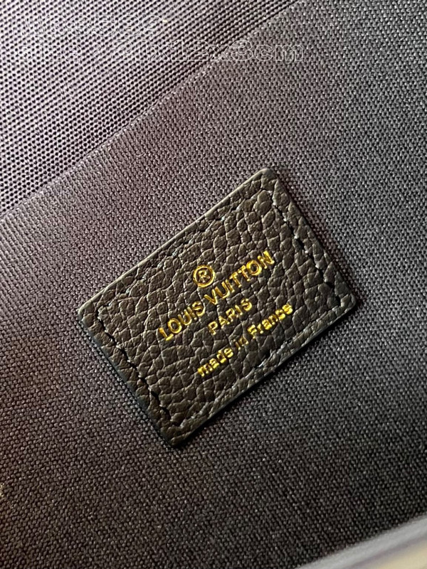 l0*is V*t0n pochette fÉlicie