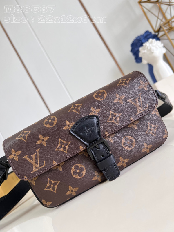 l0*is V*t0n montsouris wearable wallet