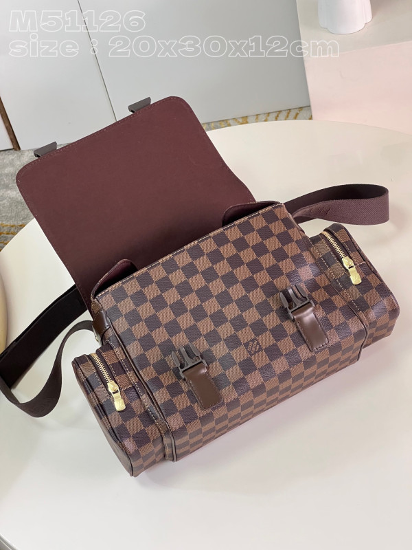 l0*is V*t0n camera bag-20*30*12cm