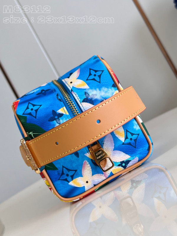 l0*is V*t0n locker dopp kit bag-23*13*12cm