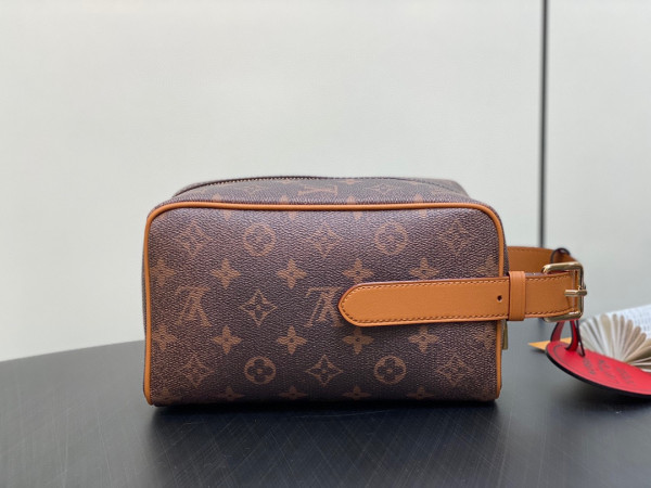 l0*is V*t0n locker dopp kit bag-23*13*12cm