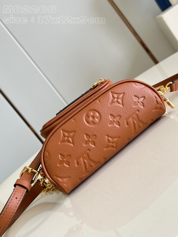 l0*is V*t0n mini bumbag-17-12-9.5cm